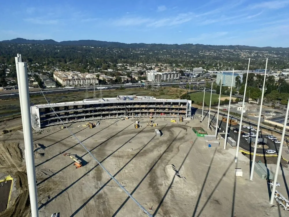 Slide of Ellison Electric and Solar