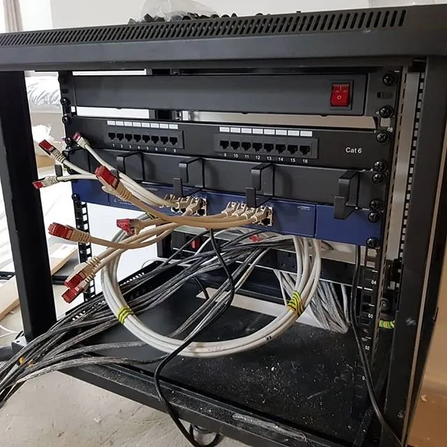 Slide of Elmhurst Emergency Electrician