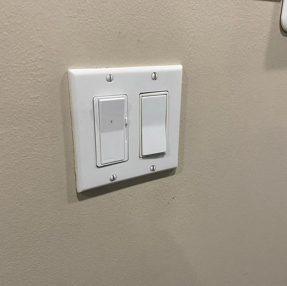 Slide of Elmhurst Master Electrician