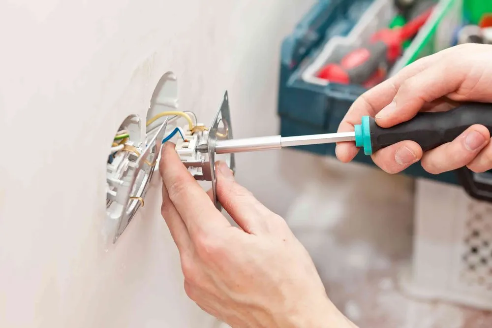 Trusted outlet and switch repair experts serving Mabelvale, AR - EM Electric
