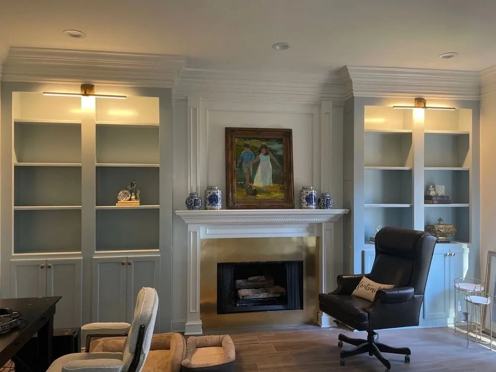 Reliable electrician providing outlet and switch repair in Mabelvale, AR - EM Electric