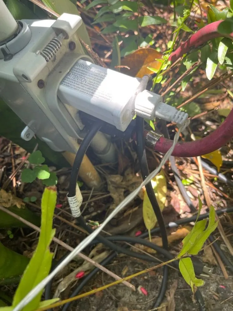 Affordable electrician providing circuit breaker repair in , 