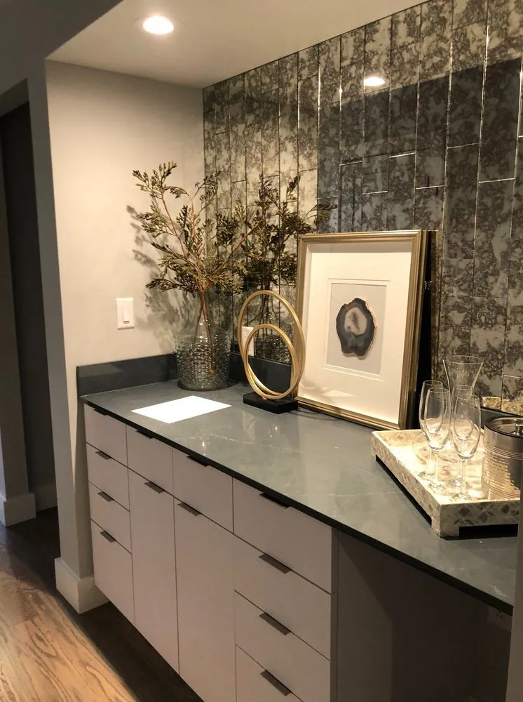 Licensed emergency electrical service in , by Embark Project Services