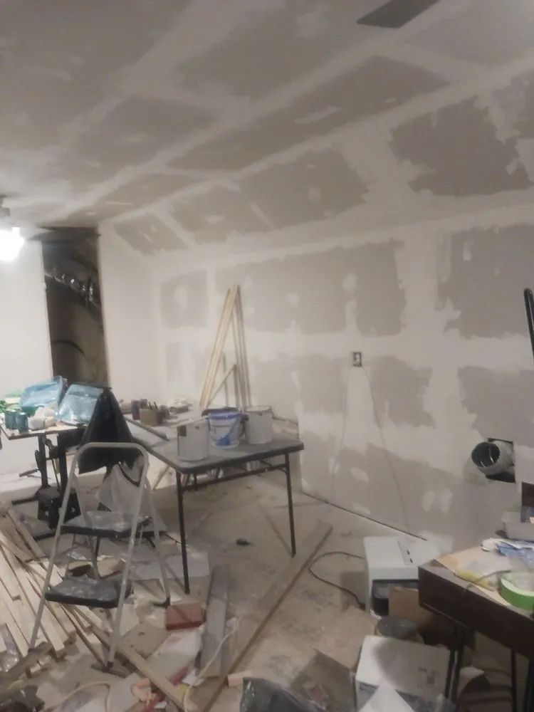 Slide of Emerald Coast Handyman Services