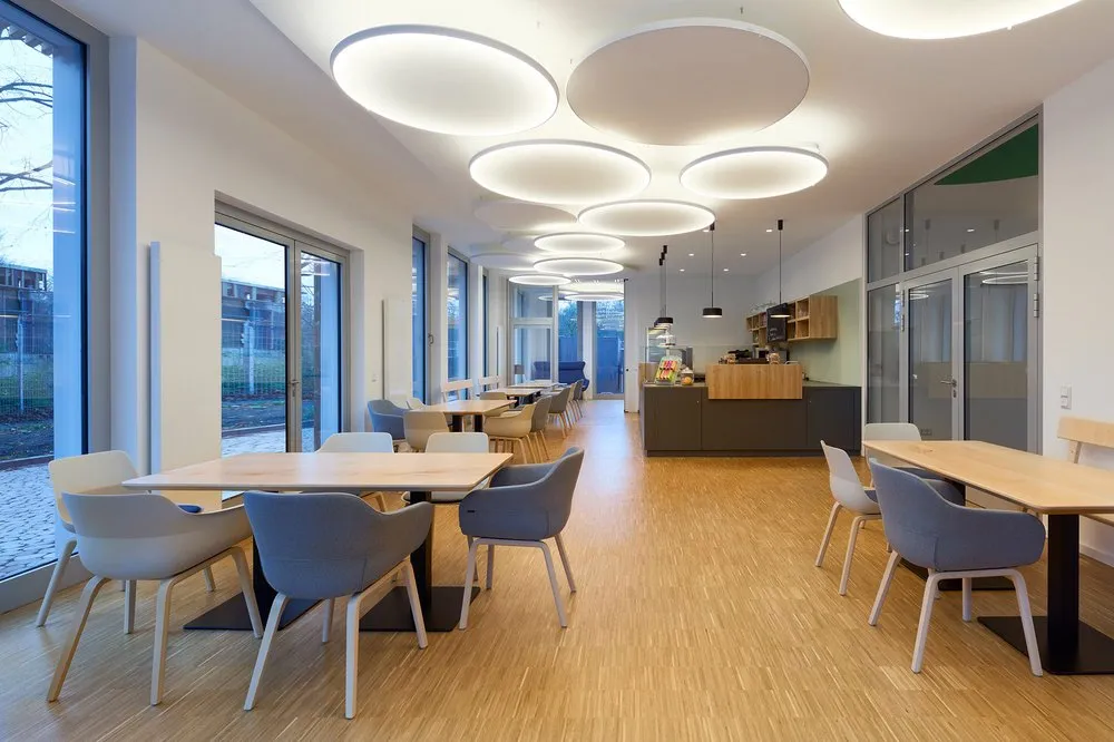 Slide of Emerald Horns Electric