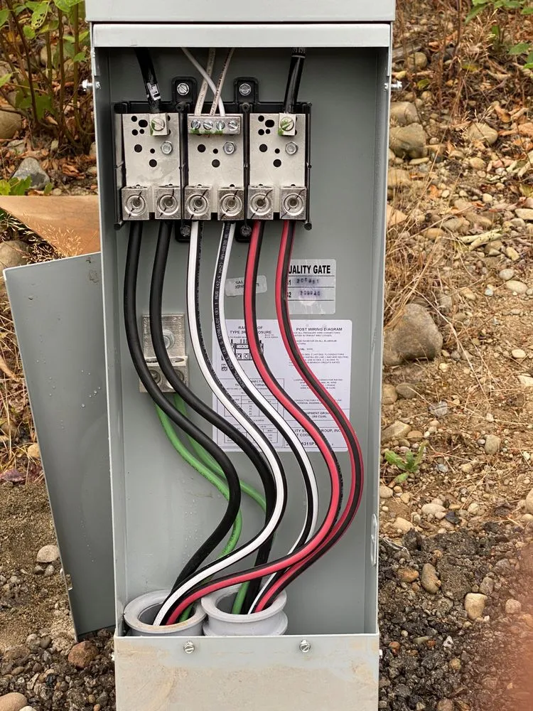 Slide of Emerald State Electric