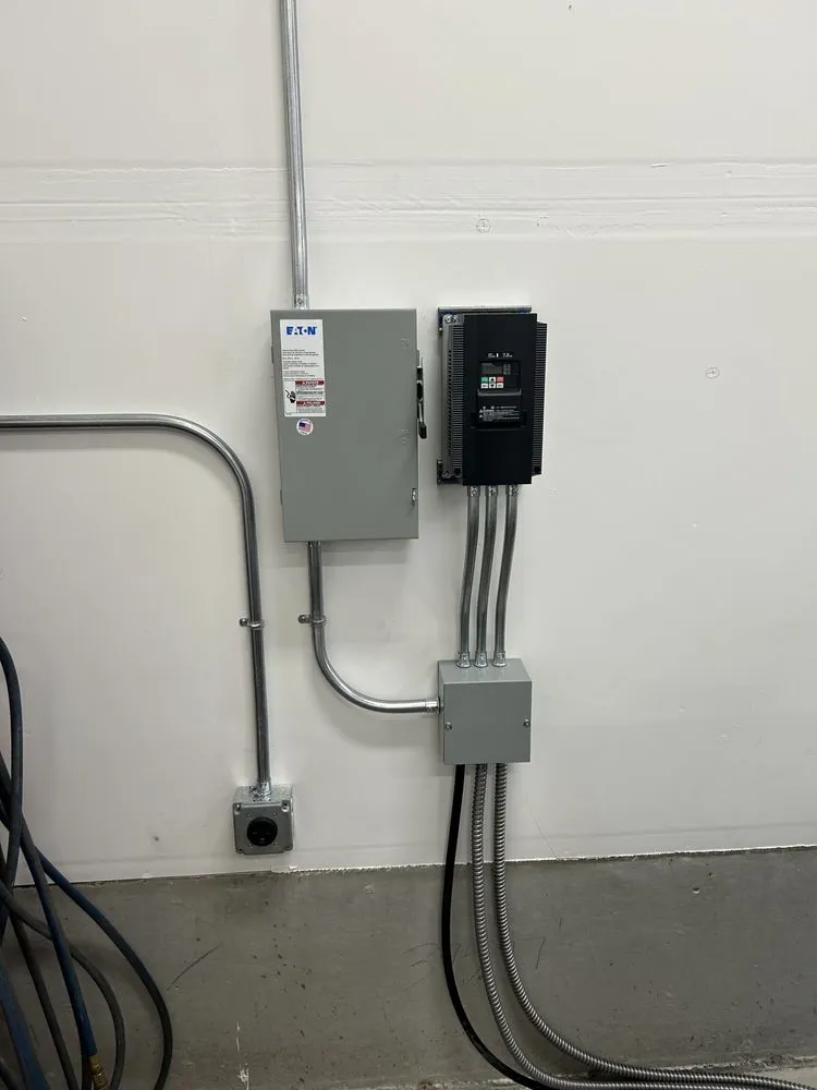 Slide of Emerald State Electric