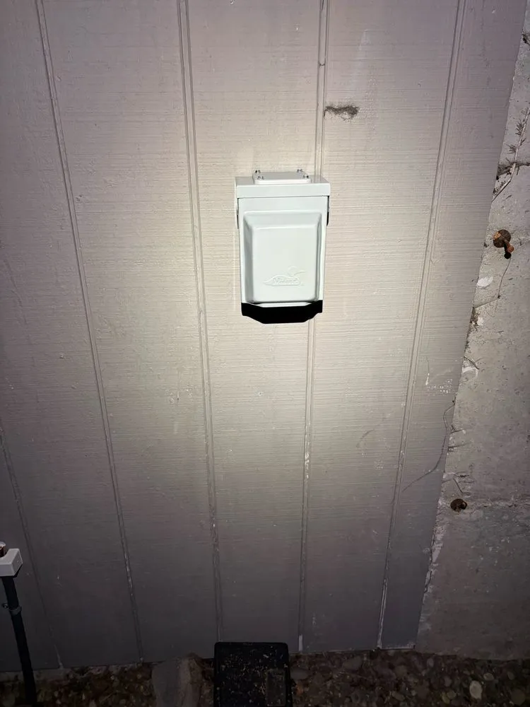 Reliable circuit breaker repair experts serving ,  - Emerge Home Services