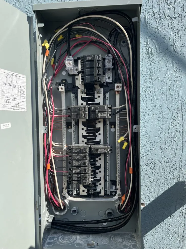 Certified wiring installation in Glen Ridge, FL by Eminent Electric
