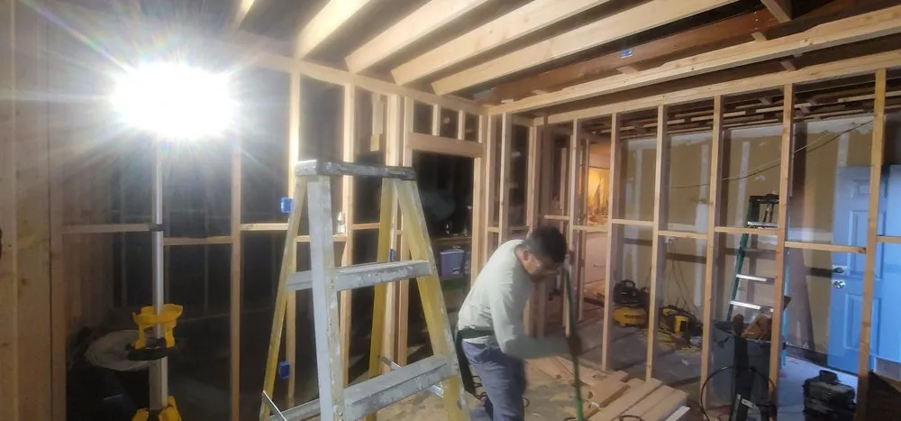 Certified outlet and switch repair service in San Fernando Valley, CA - Empire Energy Solution