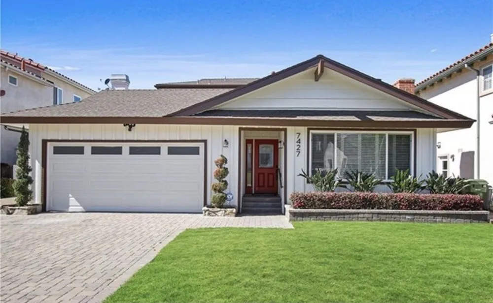 Slide of Empower Building Company