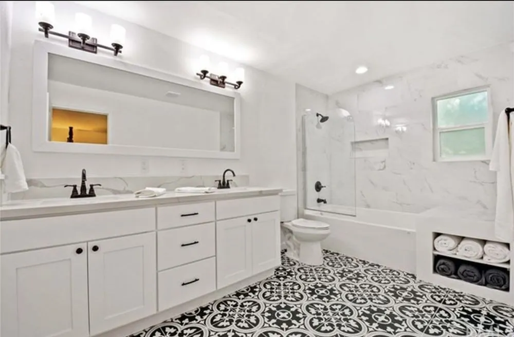 Slide of Empower Building Company