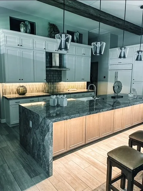 Emergency circuit breaker repair service in ,  - Empowered Electrical Solutions