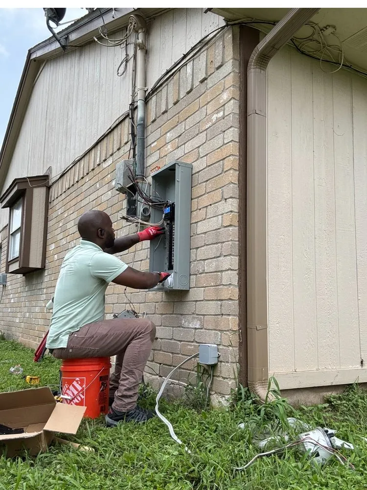 Slide of Empwr Electric