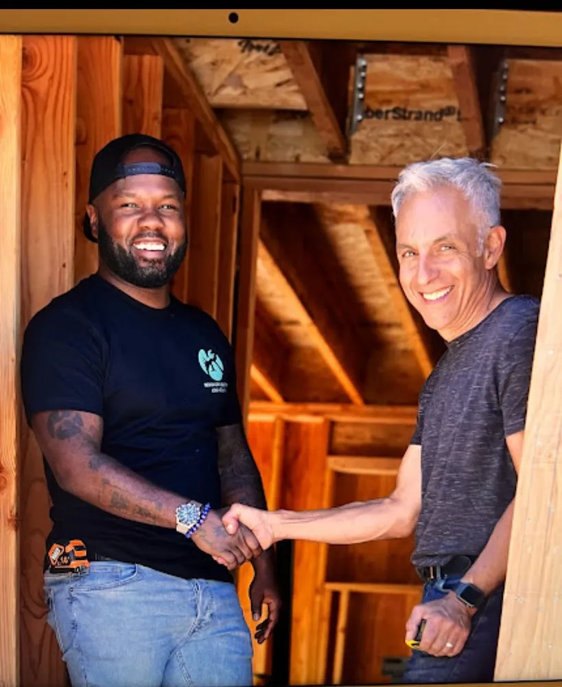 Slide of Empwr Electric