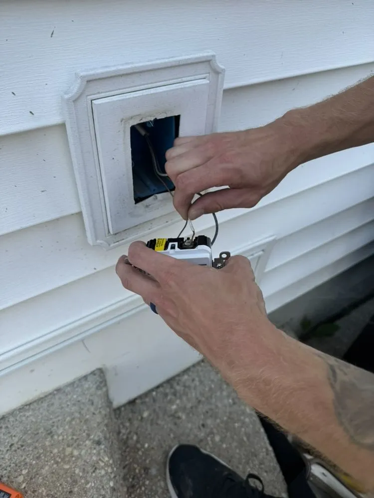 Slide of Emraxx Services