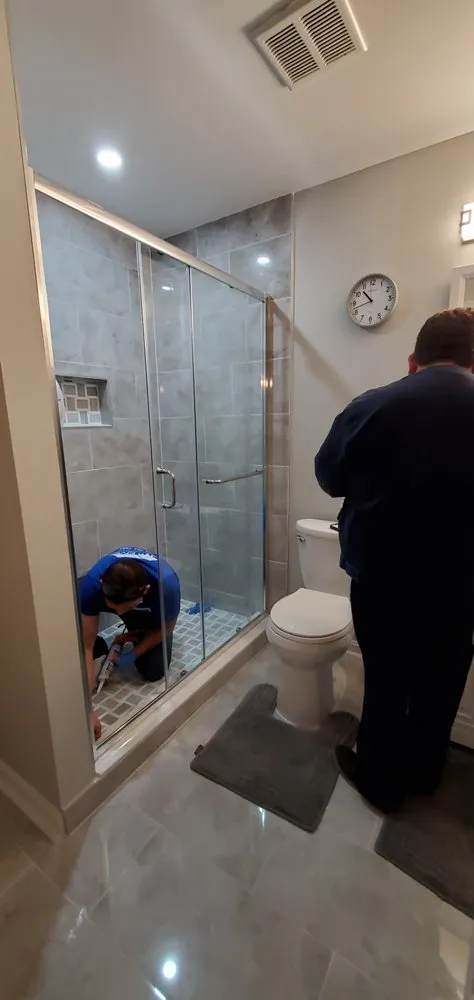 Affordable electrician providing circuit breaker repair in , 