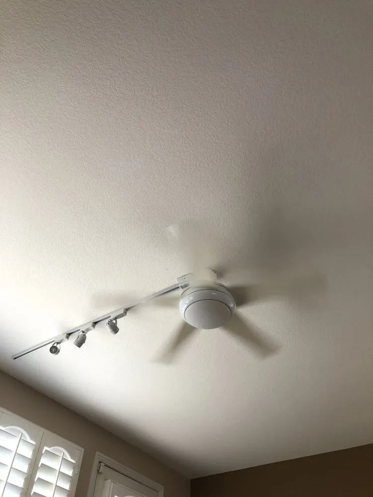 Slide of Encreso Electric