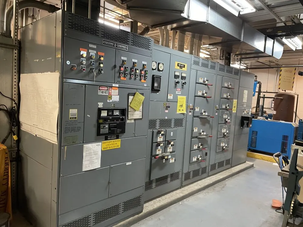 Certified electrical service for homes in wiring installation, by