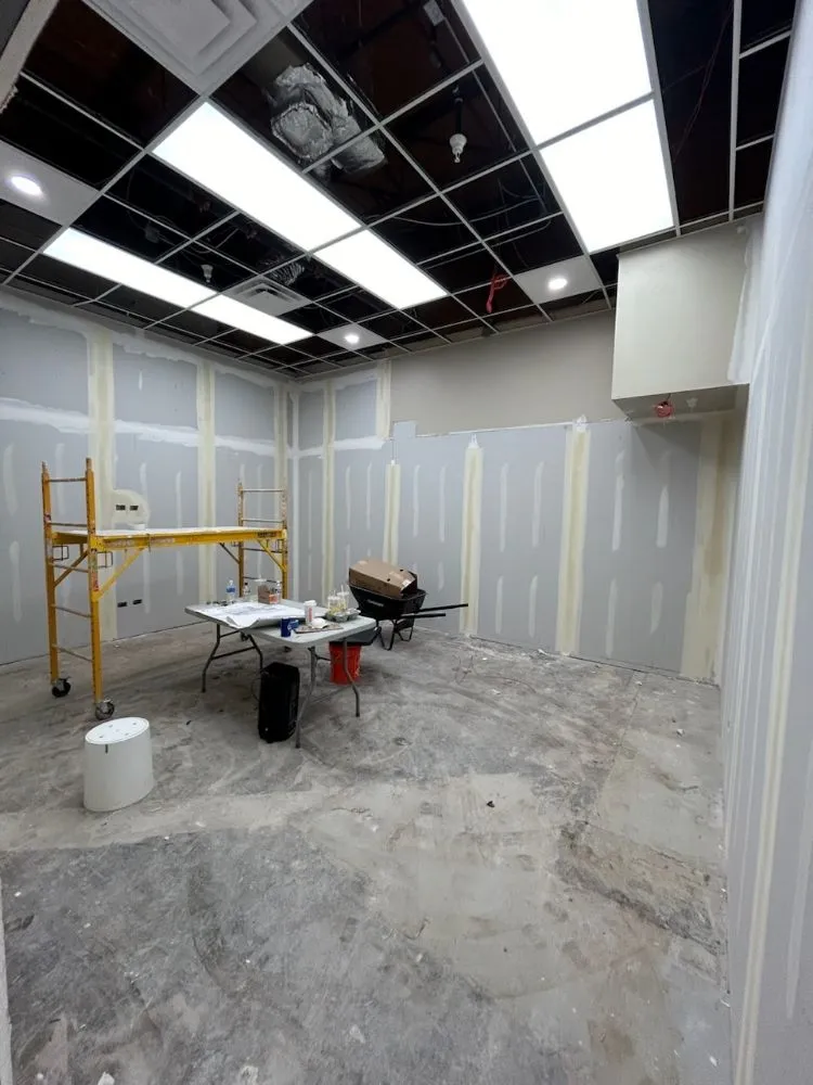 Professional electrician providing circuit breaker repair in ,