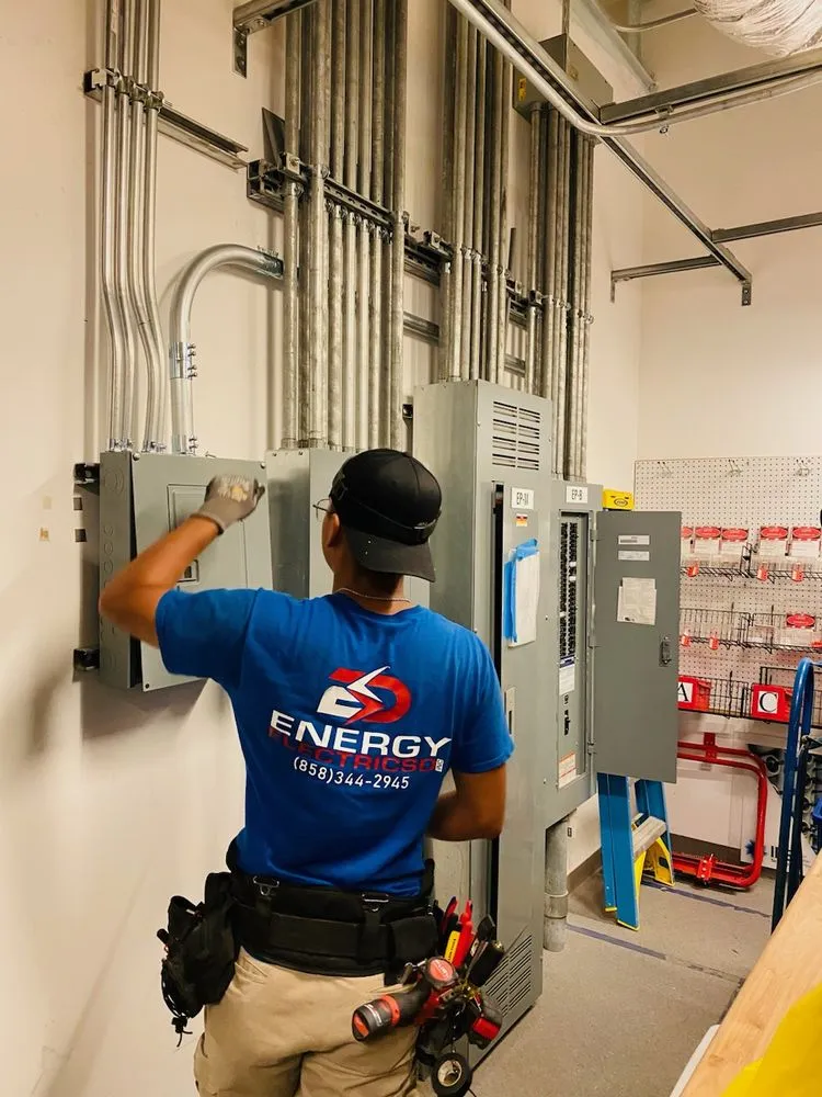 Reliable electrical service for homes in lighting installation, by