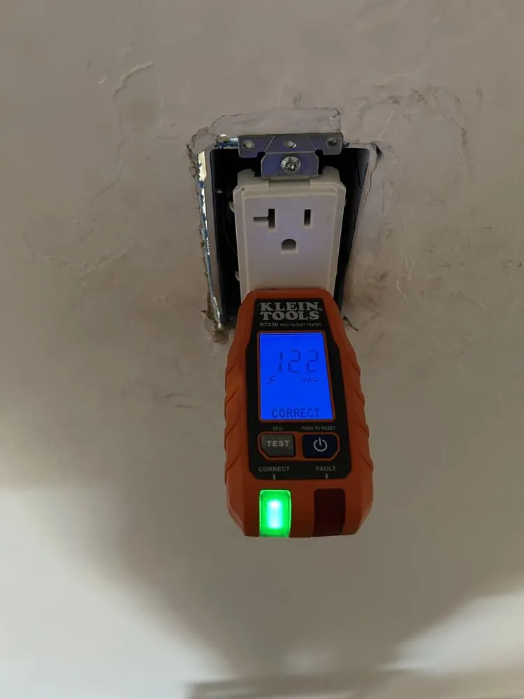 Slide of Energy Innovations Solar & Electric