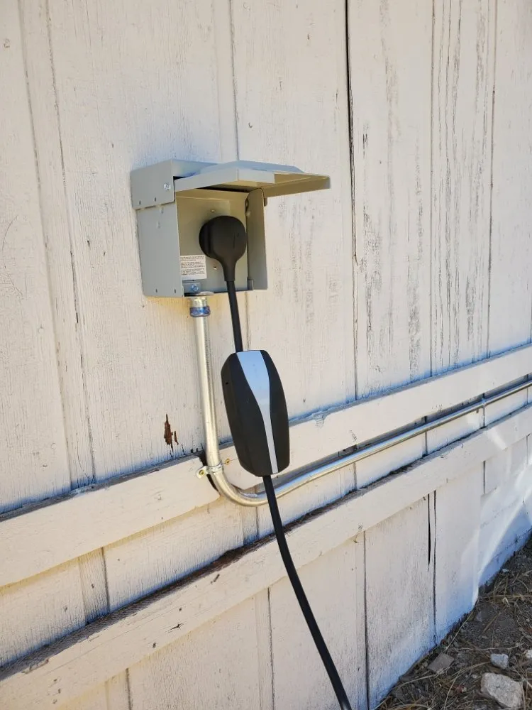 Slide of Energy Source Electric