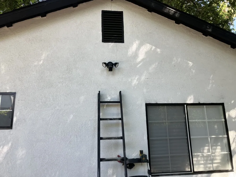 Slide of Energy Source Electric