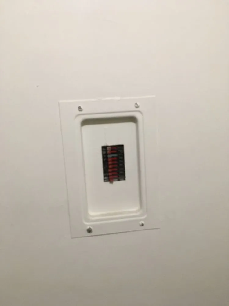 Slide of Energy Source Electric