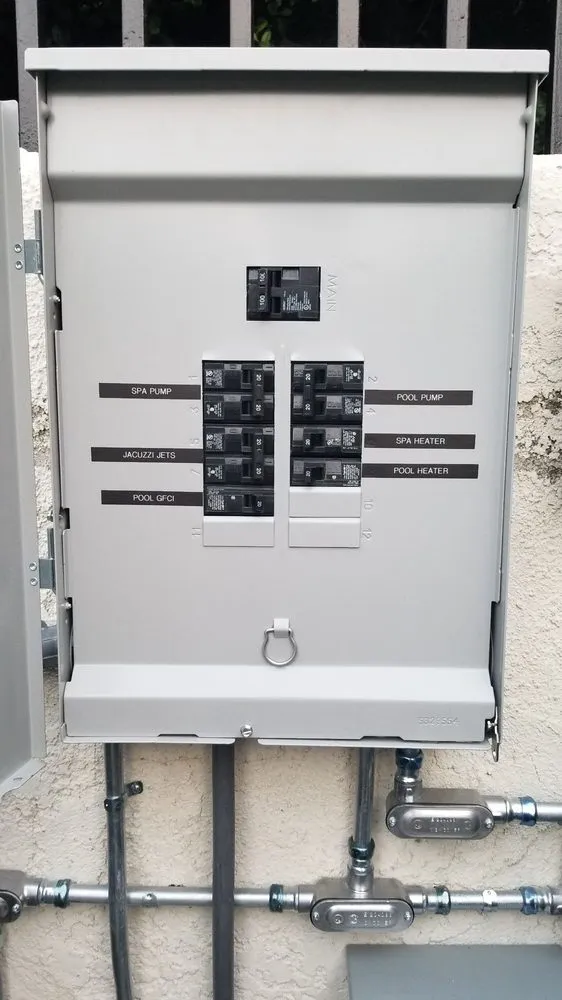 Licensed emergency electrical service service in South Torrance, CA - English Electrician