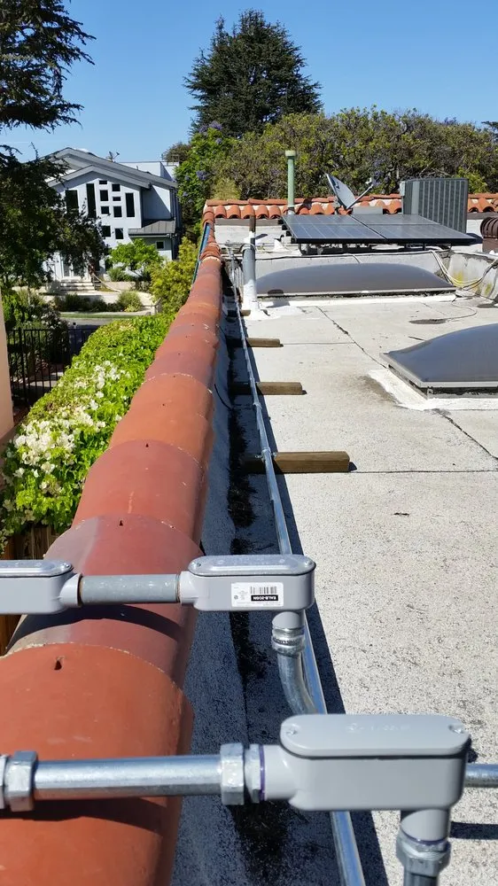 Trusted electrical repair in South Torrance, CA by English Electrician