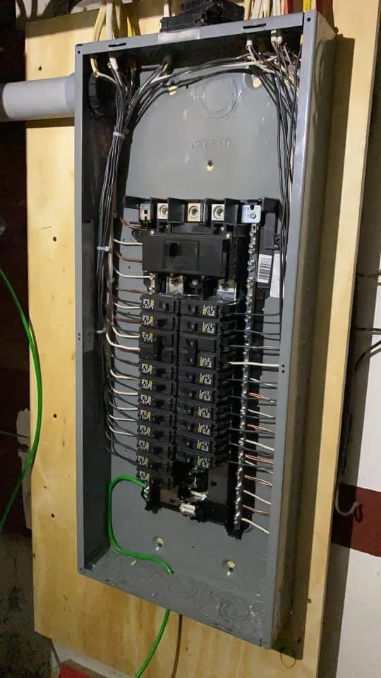 Slide of EngWork Electric Solutions