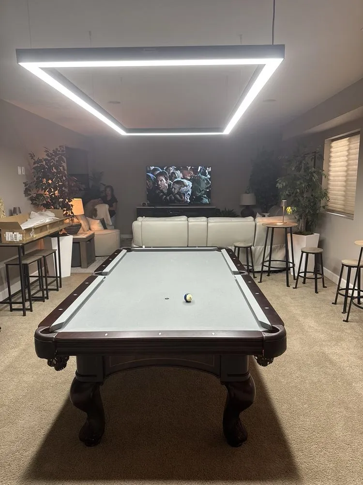 Slide of EnJ Electric