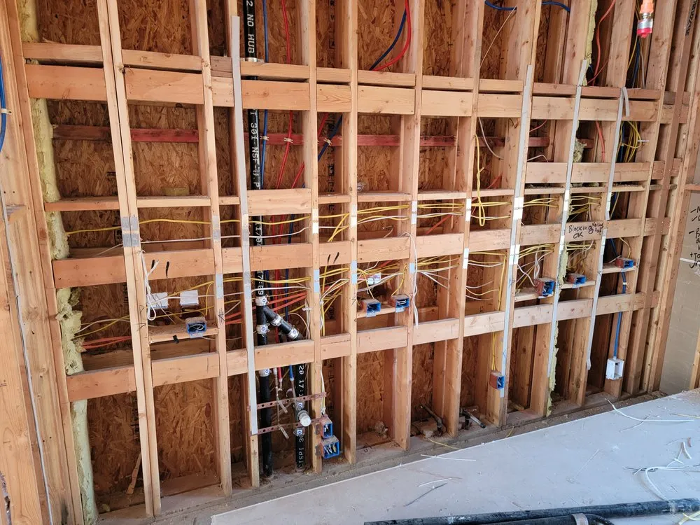 Slide of Enríque electric