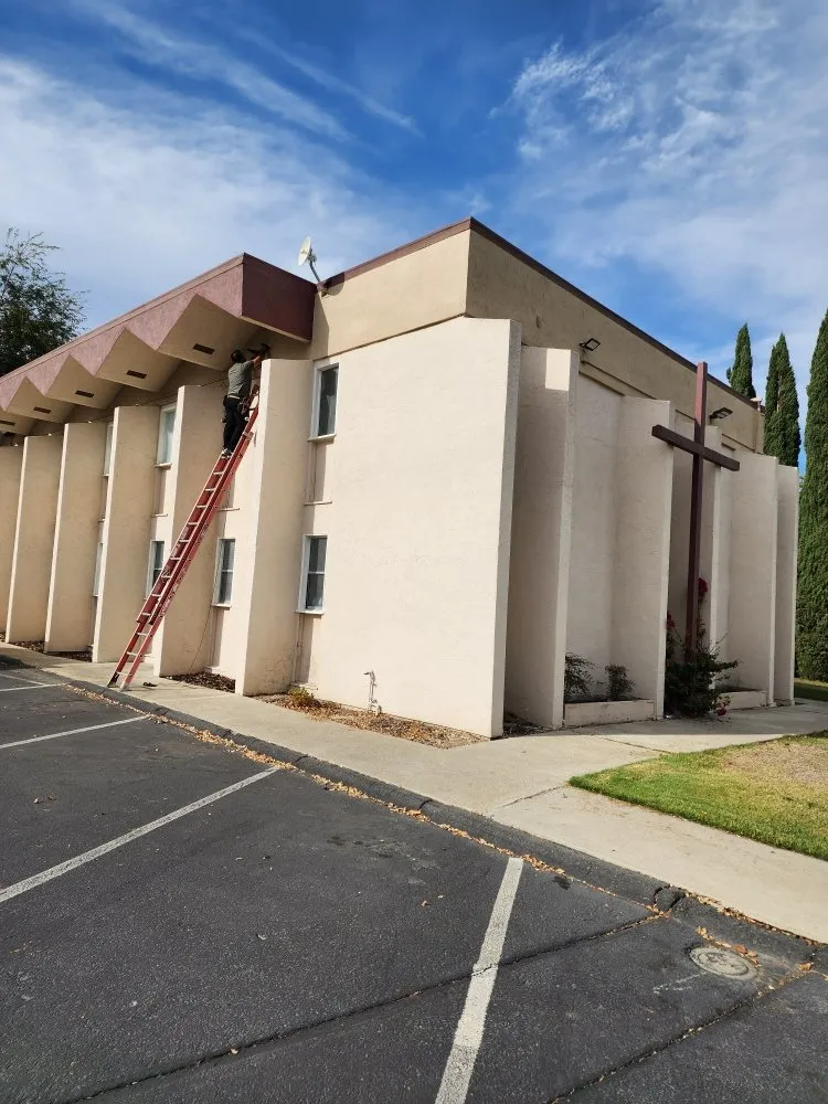 Slide of Enríque electric