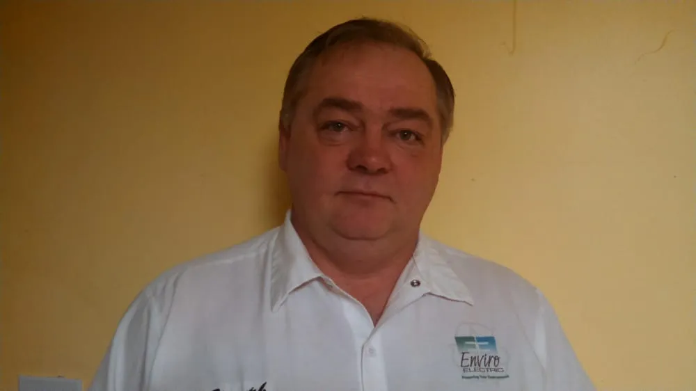 Certified electrician providing outlet and switch repair in LORETTO, MN - Enviro Electric