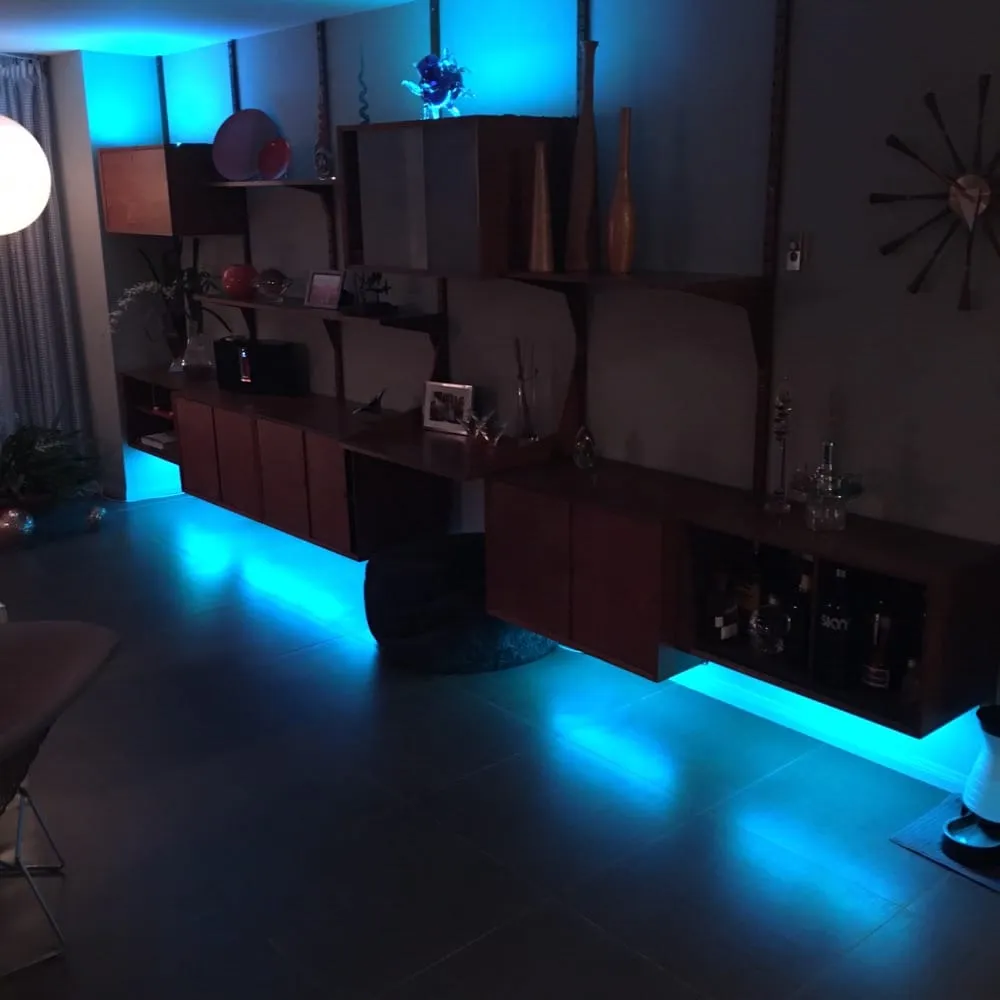 Slide of Eon Electric