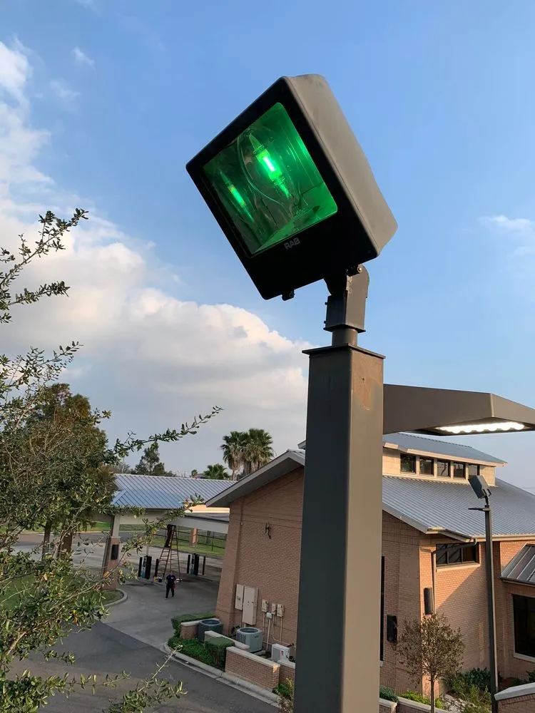 Slide of Eon Electric