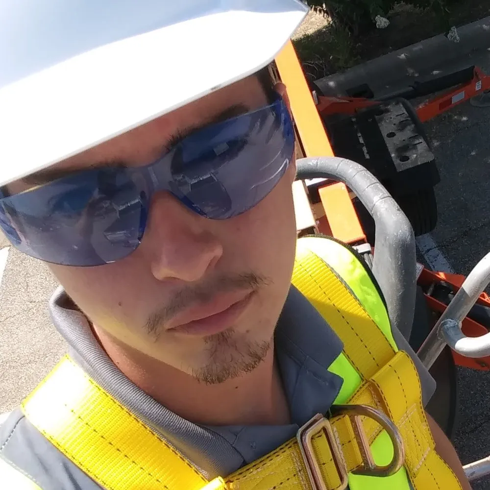 Slide of EOS Electric