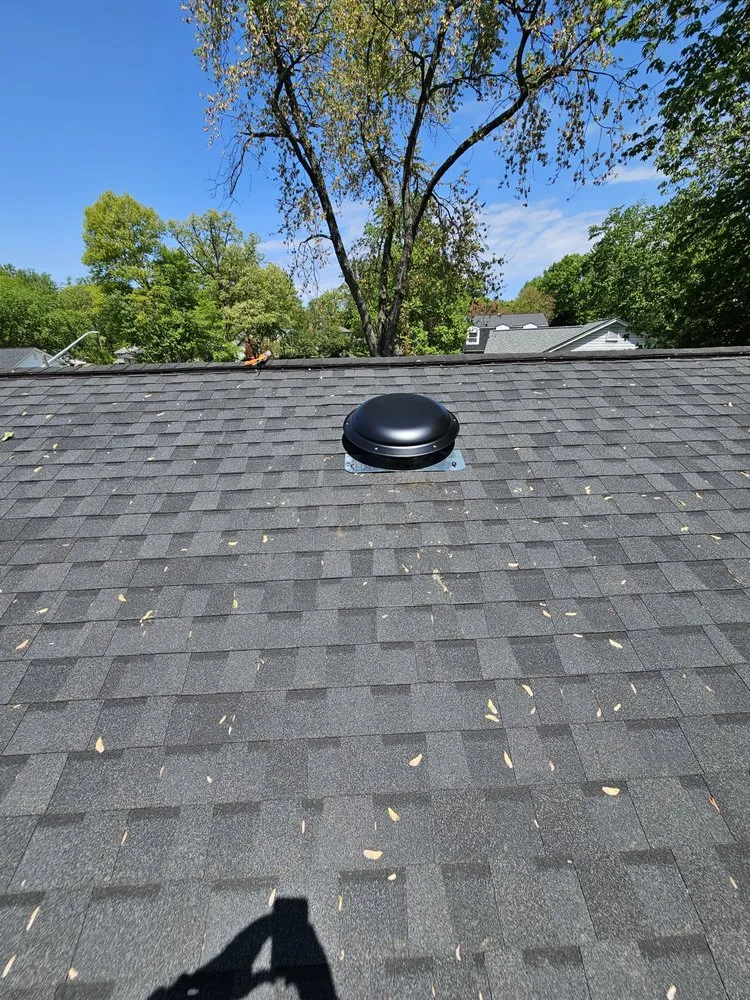 Slide of Epermar Electrical Services