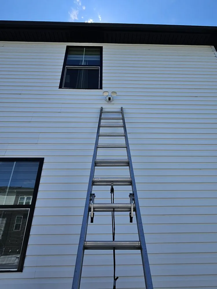 Slide of Epermar Electrical Services