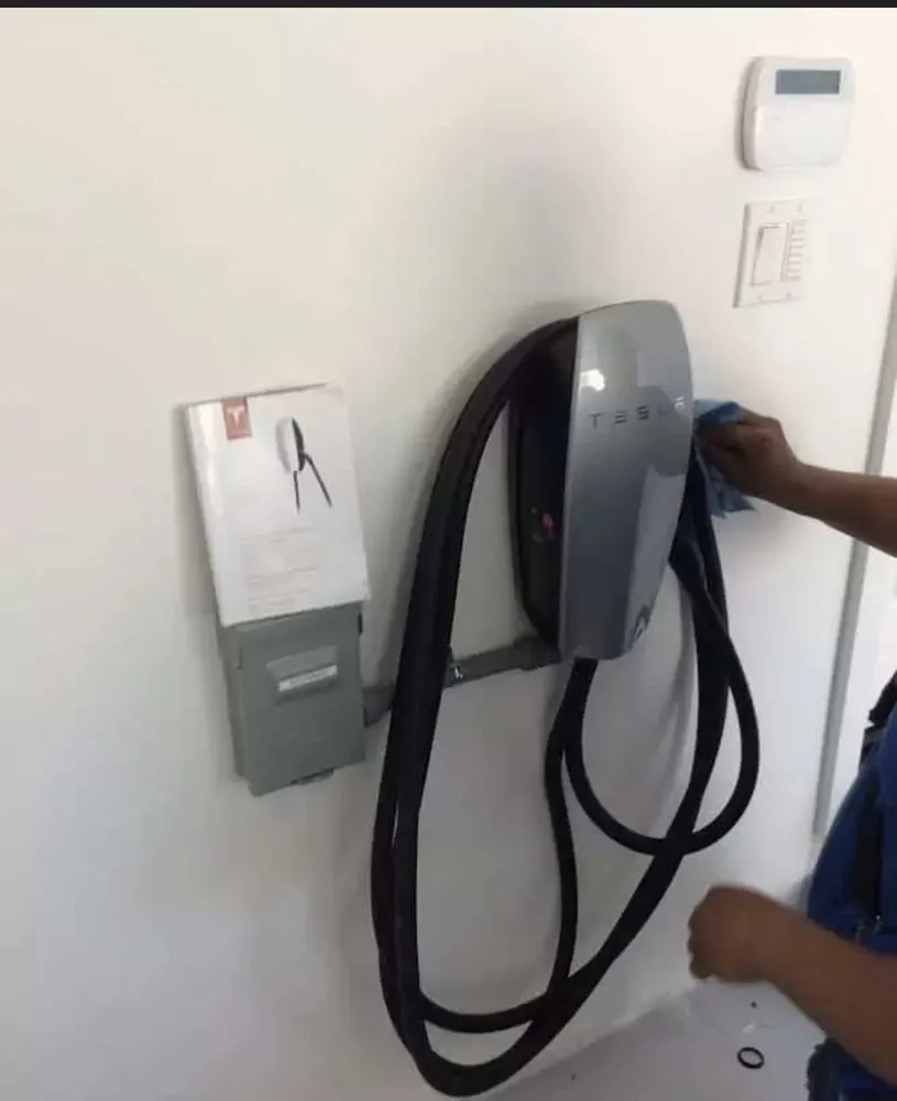 Slide of Epic Electric