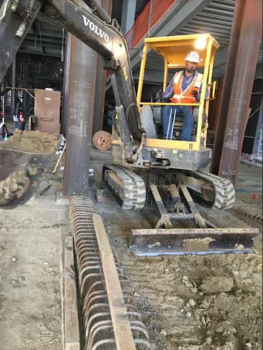 Emergency electrical service for homes in emergency electrical service,  by 