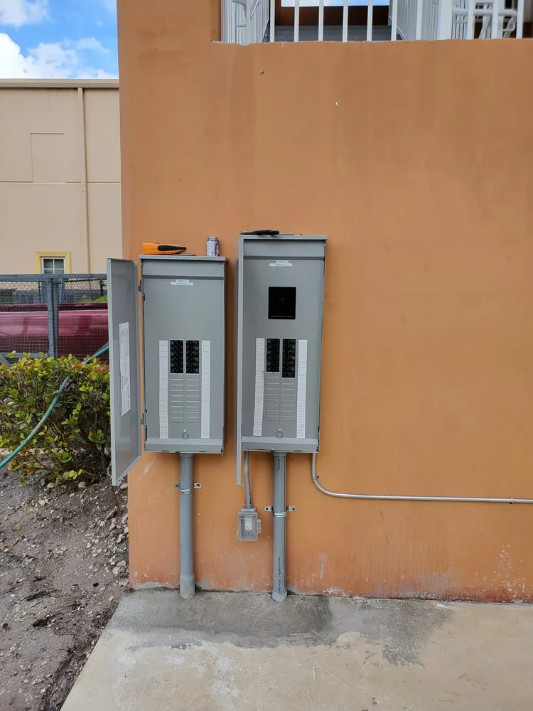 Slide of E&R Electric