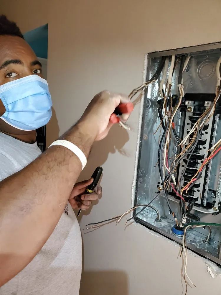 Slide of E&R Electric