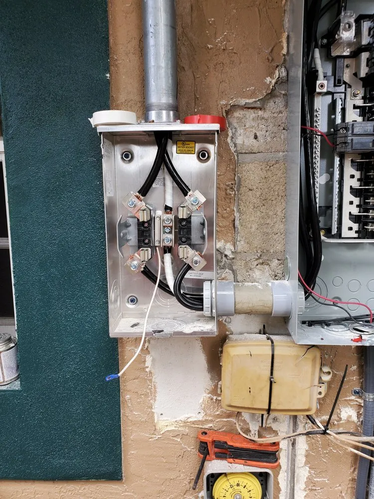 Slide of E&R Electric