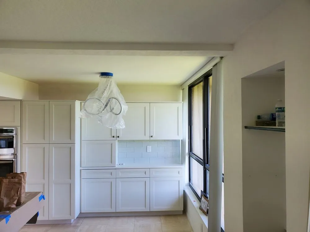 Slide of E&R Electric