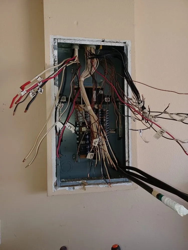 Slide of ER SERVICE & INVESTMENTS