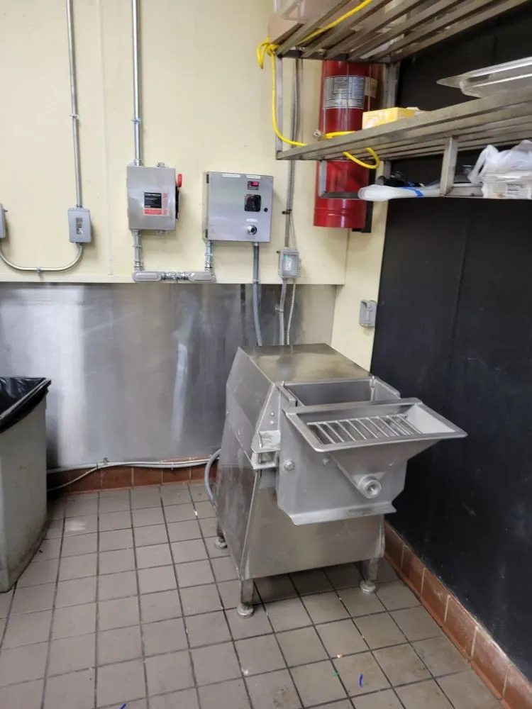 Slide of ER SERVICE & INVESTMENTS