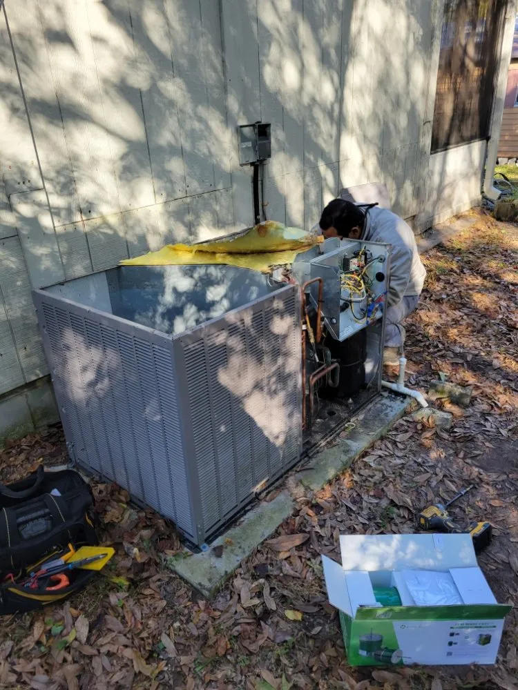 Slide of ER SERVICE & INVESTMENTS